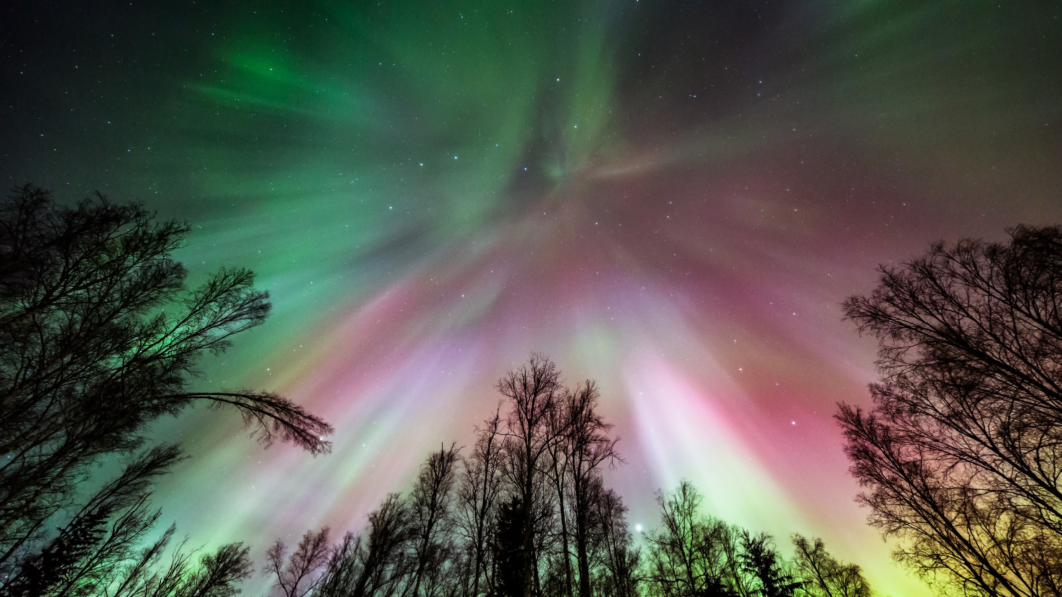 Upcoming Geomagnetic Storm May Bring Northern Lights to Southern U.S. and Beyond
