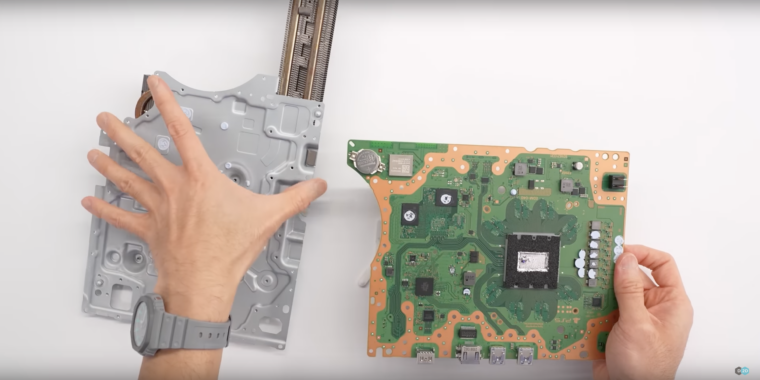 Featured image for PS5 Slim Teardown Reveals Clever Engineering and Unchanged Chip Size