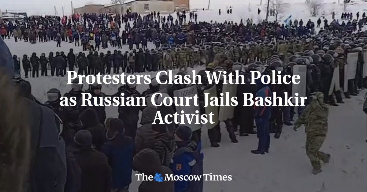 Featured image for "Russian Activist's Arrest Sparks Nationwide Protests and Political Tensions"