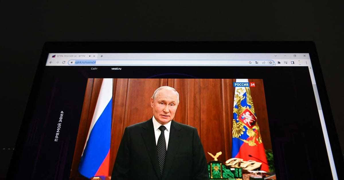 Mutiny and Menace: Putin's Russia on the Brink of Civil War