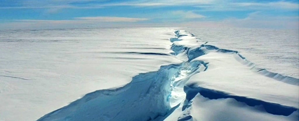 Featured image for Experts Warn of Catastrophic Global Impact from Abrupt Antarctic Changes