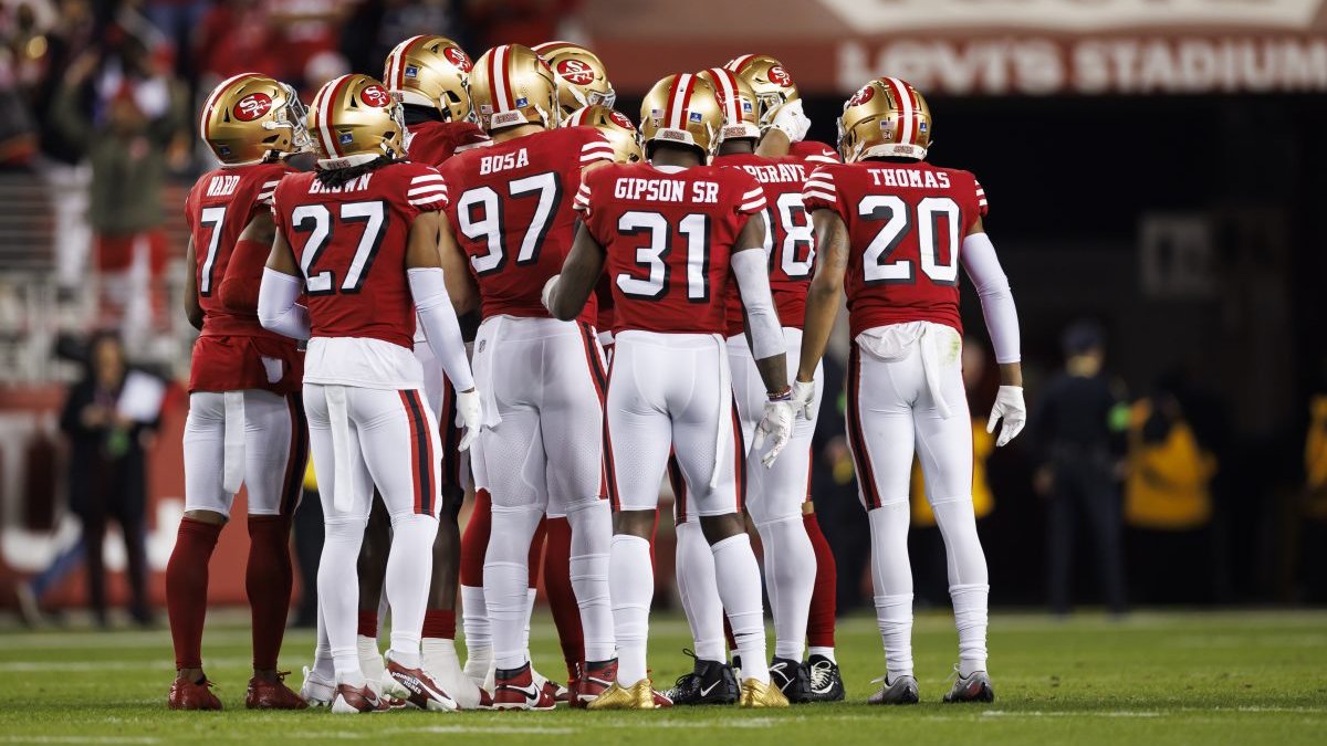 "Insider Insights: Strategies for 49ers to Defeat Chiefs in Super Bowl 2024"