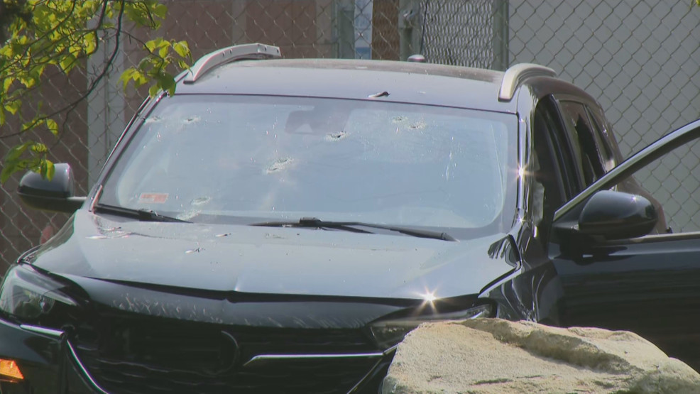 Featured image for Johnston shooting leaves 3 dead, 1 injured, suspect killed by police.