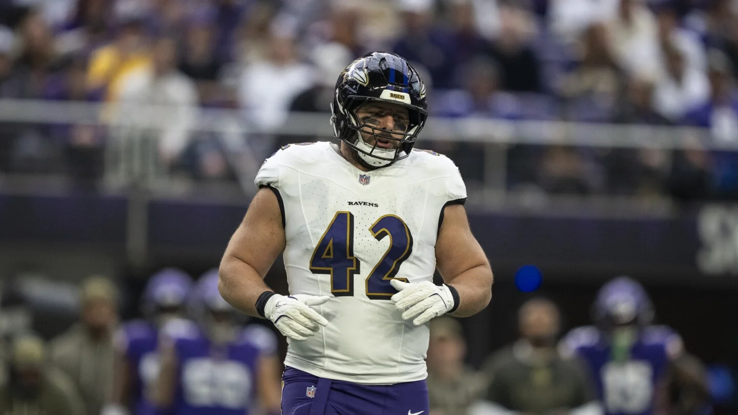 Ricard lands with Giants to reunite with Harbaugh