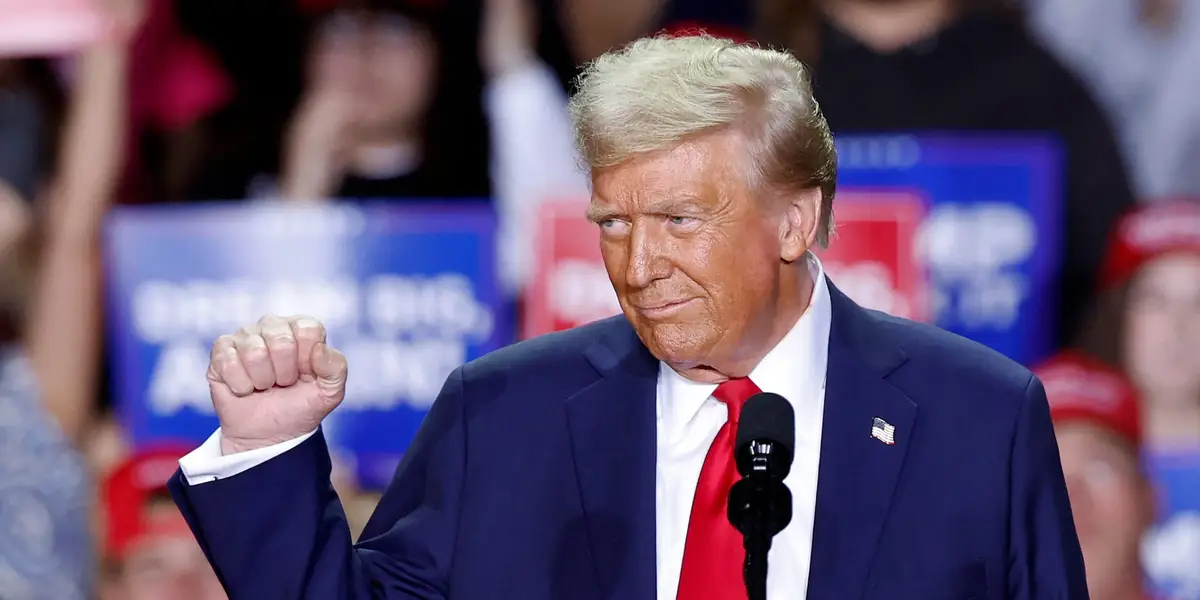 Jack Smith Pauses Trump Election Case Amid Legal Uncertainty