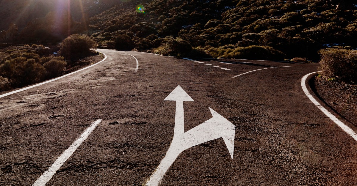 Featured image for Cruise and GM's Layoffs: Self-Driving Workforce Slashed by 25%