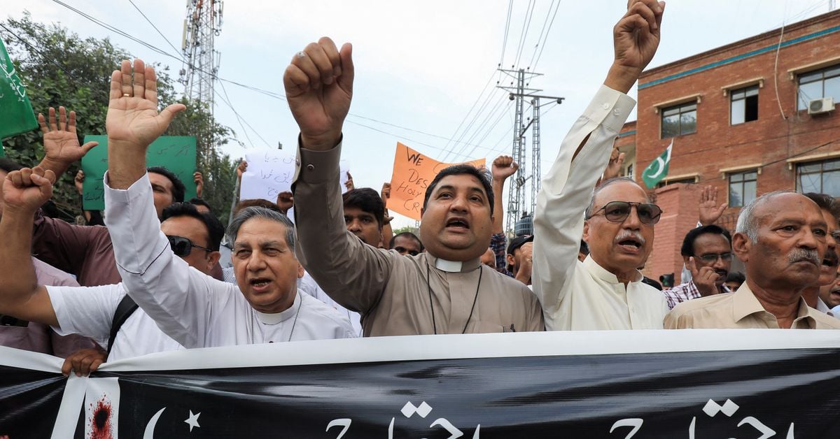 Featured image for Religious Tensions Escalate in Pakistan as Blasphemy Accusations Lead to Church Burnings and Arrests