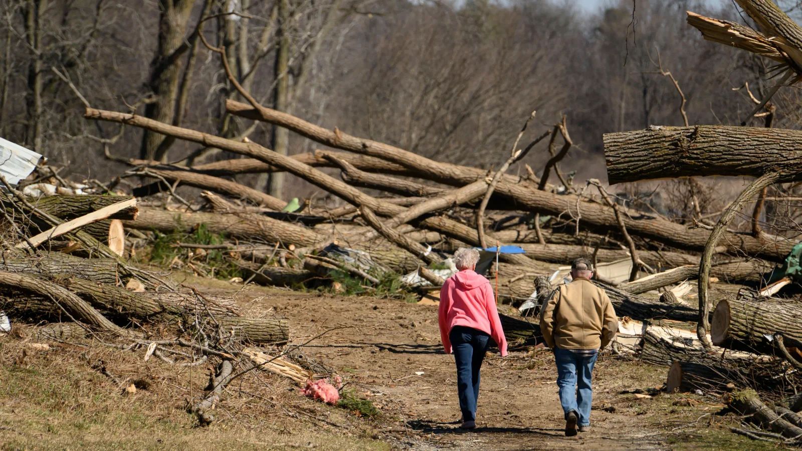 Whitmer pushes federal probe into missing tornado watch before Michigan tornadoes