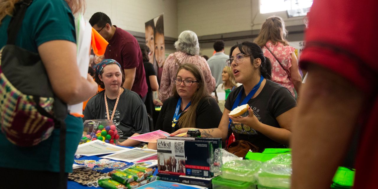 US Economy Exceeds Expectations with 2% Growth in Q1