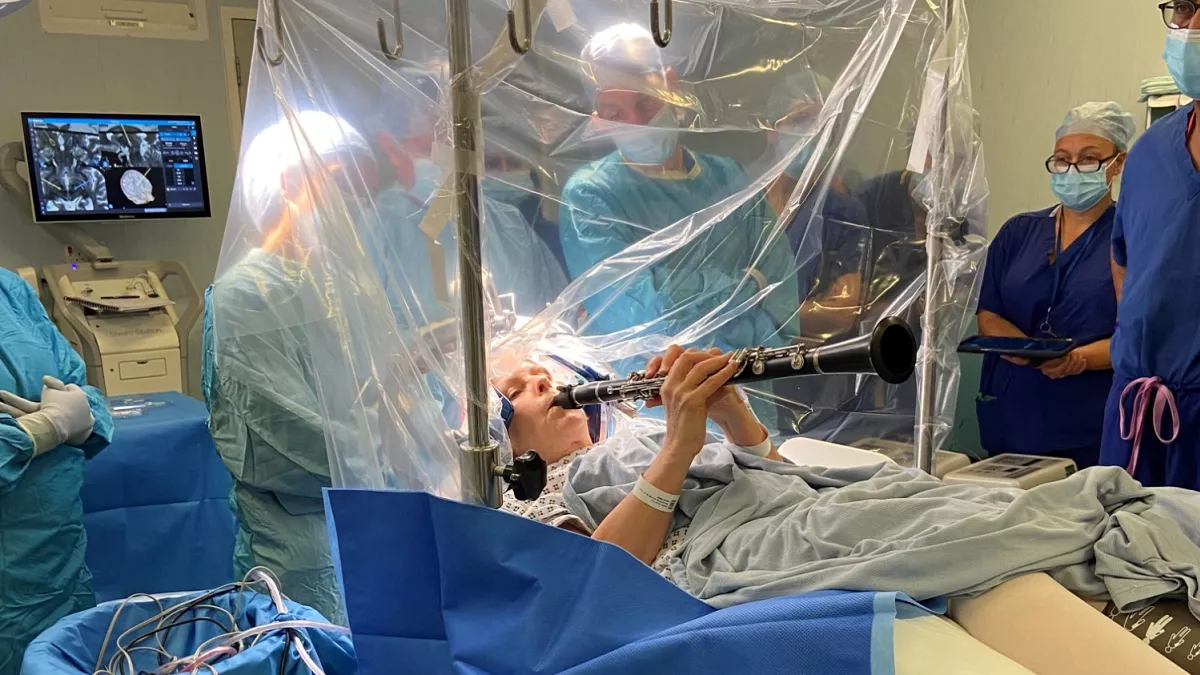 Featured image for Parkinson's Patient Plays Clarinet During Brain Surgery
