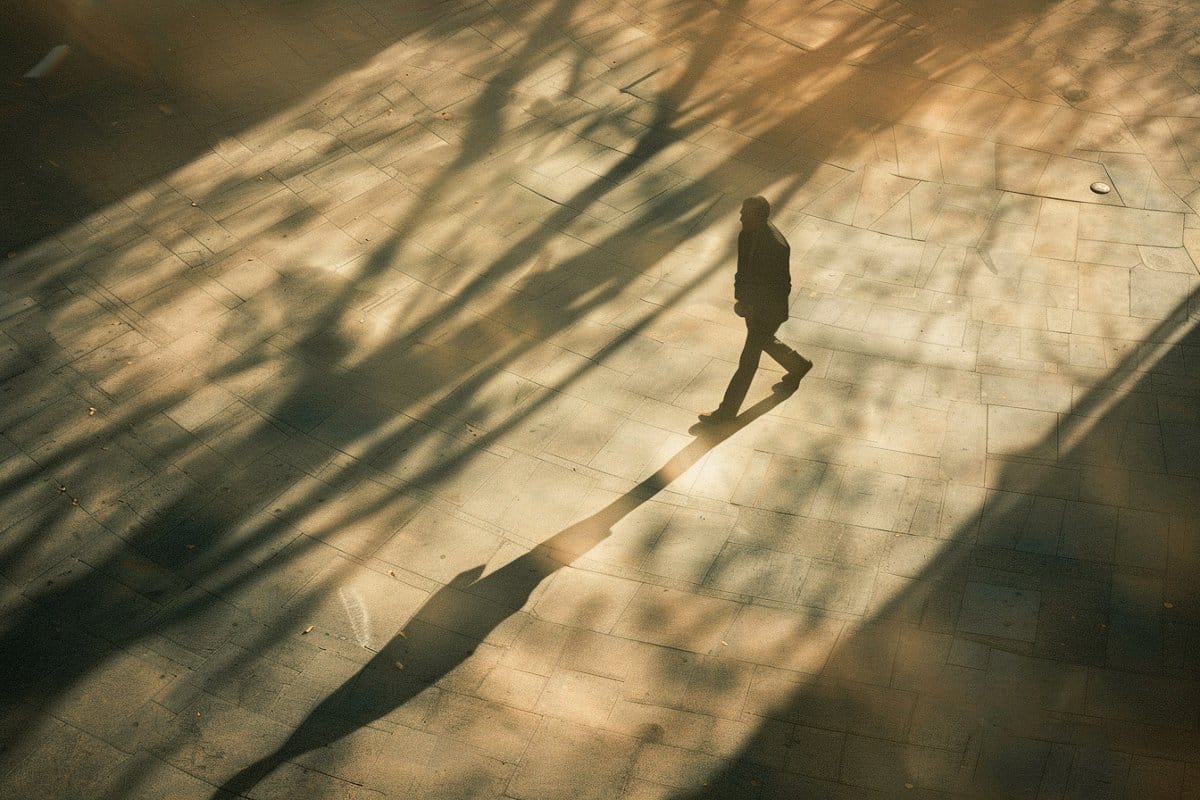 "Rhythmic Walking Alters Vision Perception"
