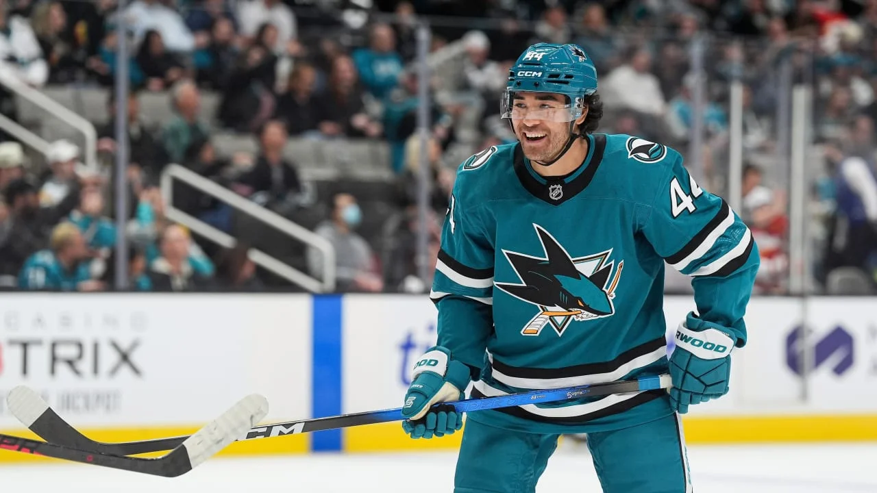 Sharks lock in Kiefer Sherwood with five-year, $28.75M extension