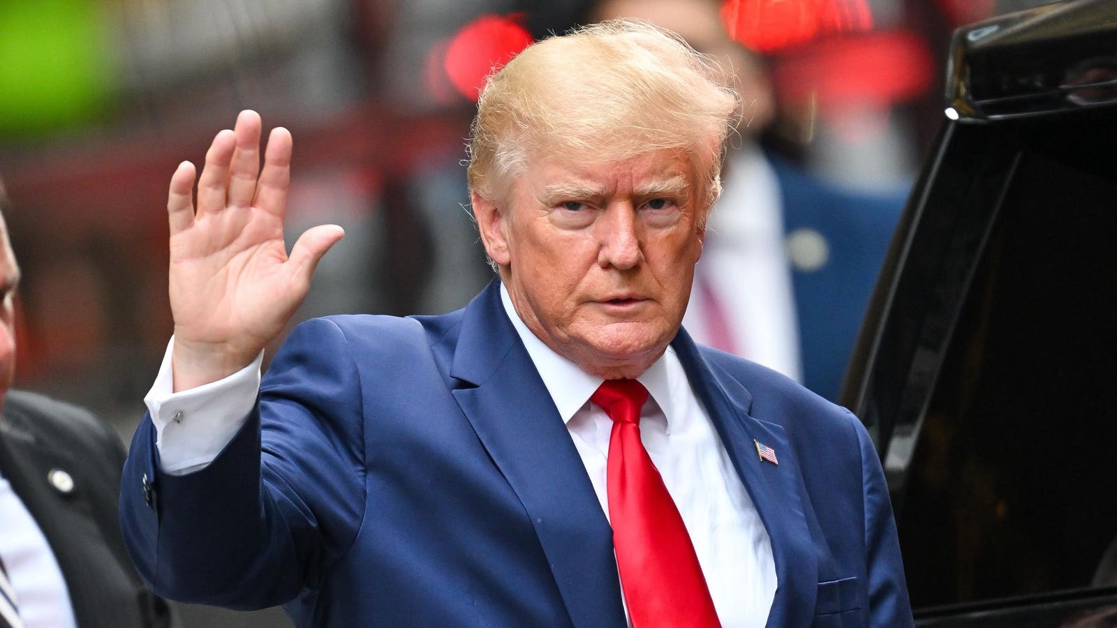 Featured image for "DOJ Presents Damning Cell Phone Data Linking Trump to Jan. 6 Riot at Trial"