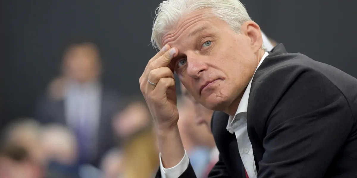 Featured image for Russian Tycoon Loses $9 Billion Over Instagram Post and Bank Sale