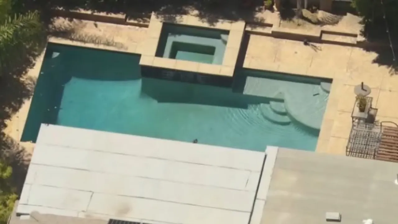 Featured image for Twin boys pulled from California pool, one dies and other critical.