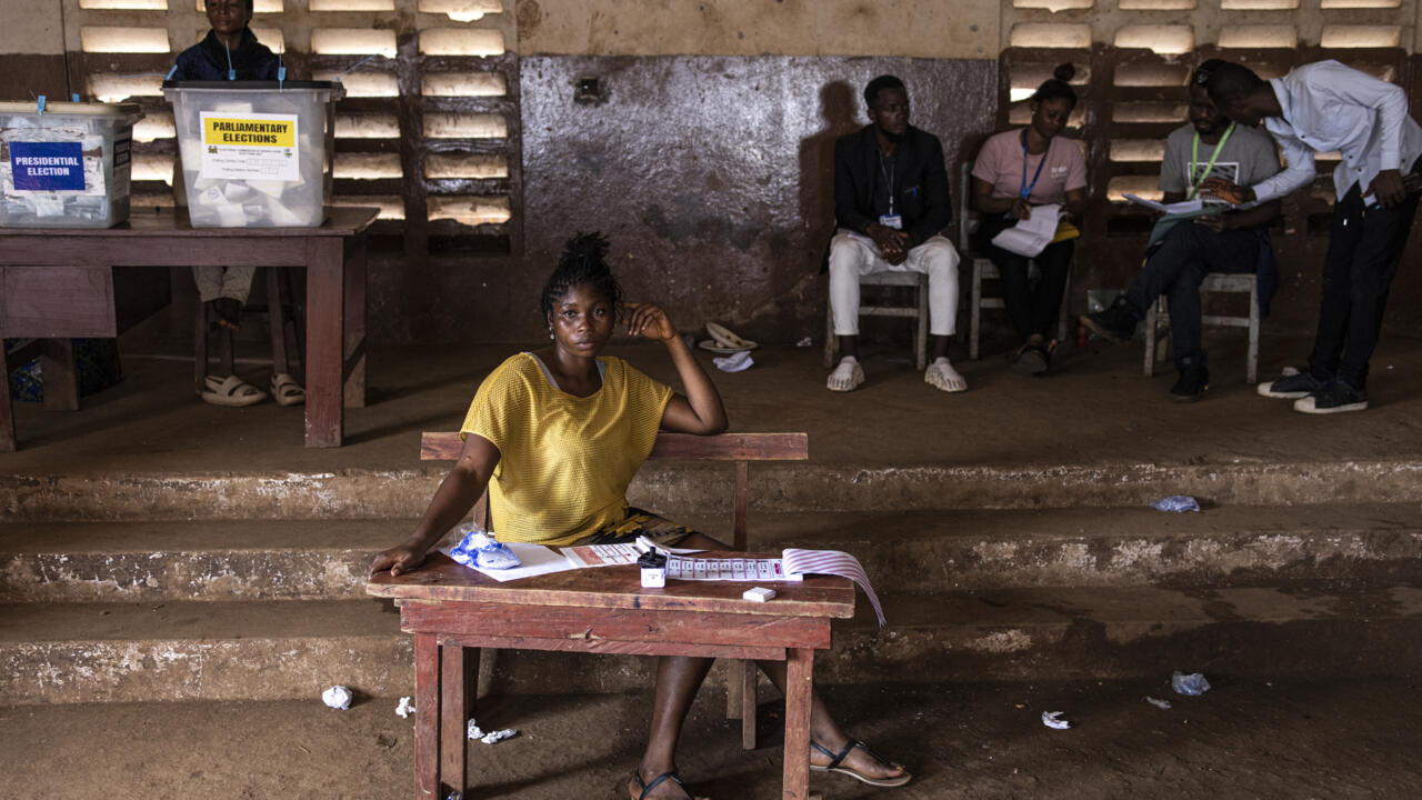 Featured image for Sierra Leone Elections: Results Awaited Amid Tension and Clashes.