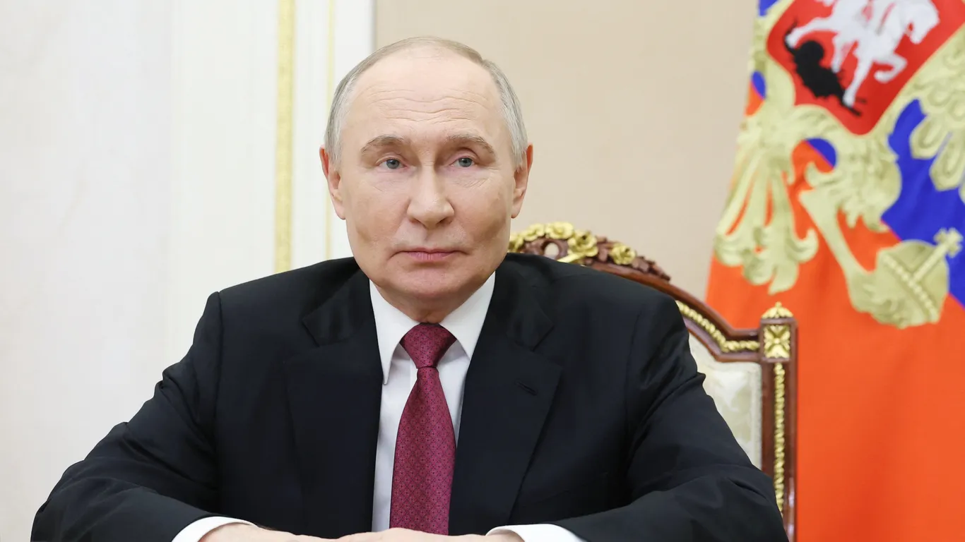 Trump Labels Putin 'Crazy' Amid Rising Tensions Over Ukraine