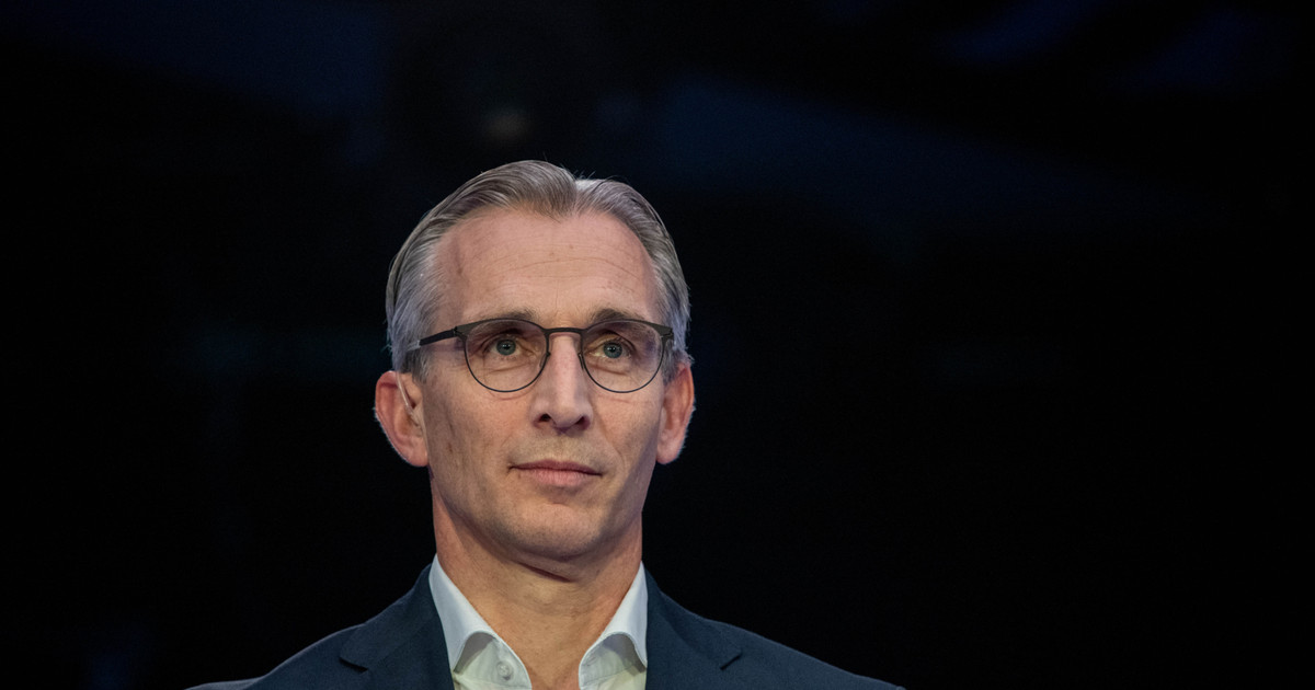 Philips Executives Approved Sale of Defective Breathing Machines Despite Health Risks