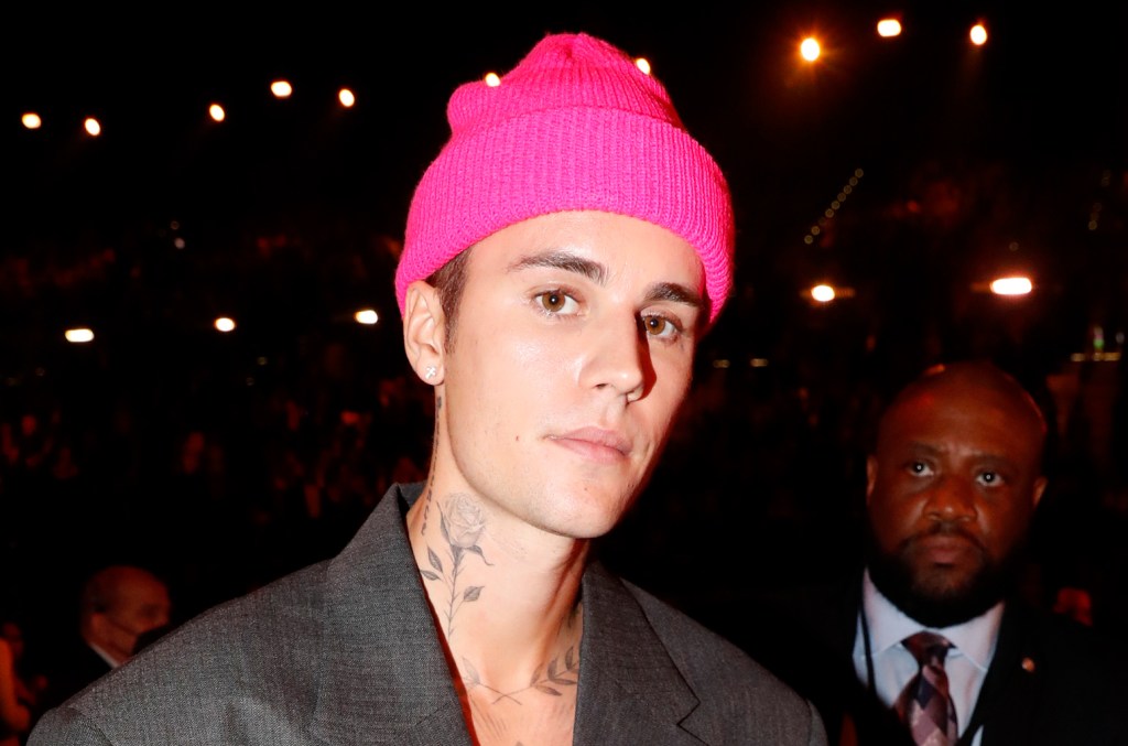 Justin Bieber praises Frank Ocean's artistry despite divisive Coachella set.