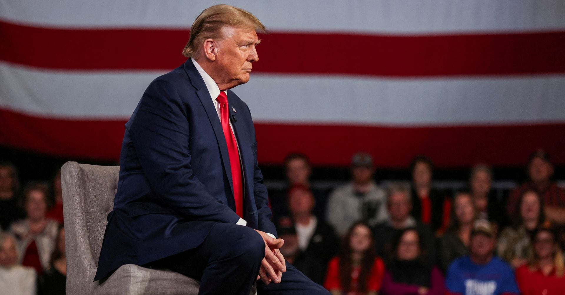 "Judge Disqualifies Trump from Illinois Primary Ballot Over January 6 Role"