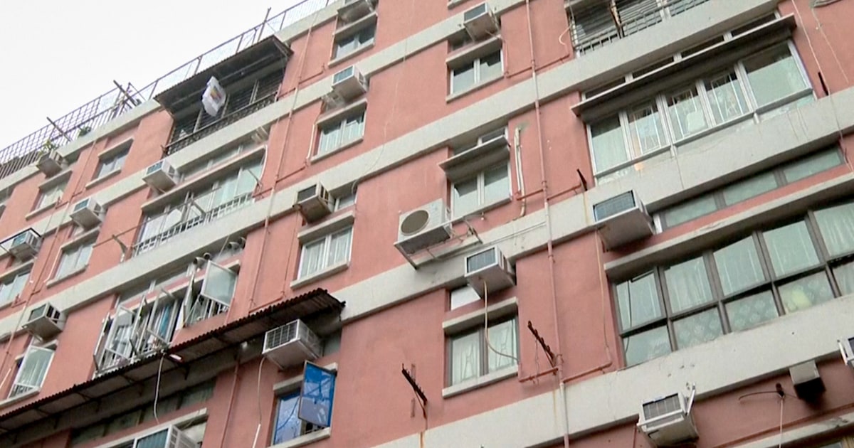 "Arrests Made After Cleaner Discovers 2 Dead Infants in Glass Bottles in Vacant Hong Kong Apartment"
