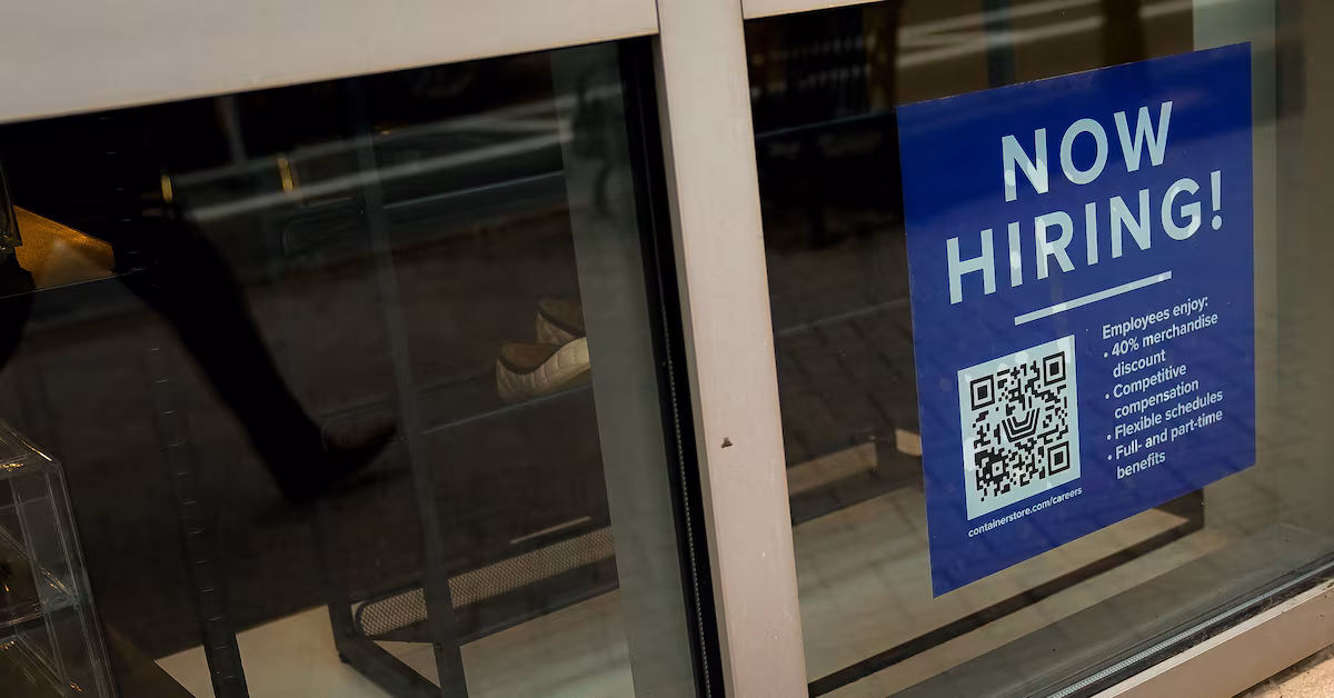 Labor Market Slows: US Unemployment Rate Rises, Wage Growth Cools