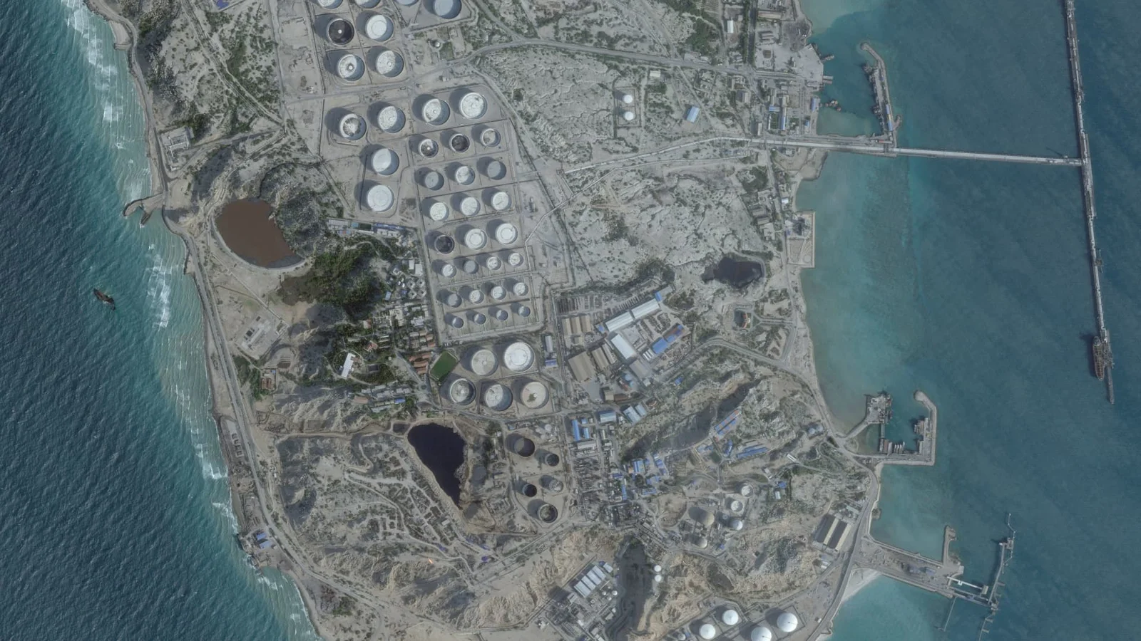 Oil crosses $100 as Trump threatens strikes on Iran’s Kharg Island export hub