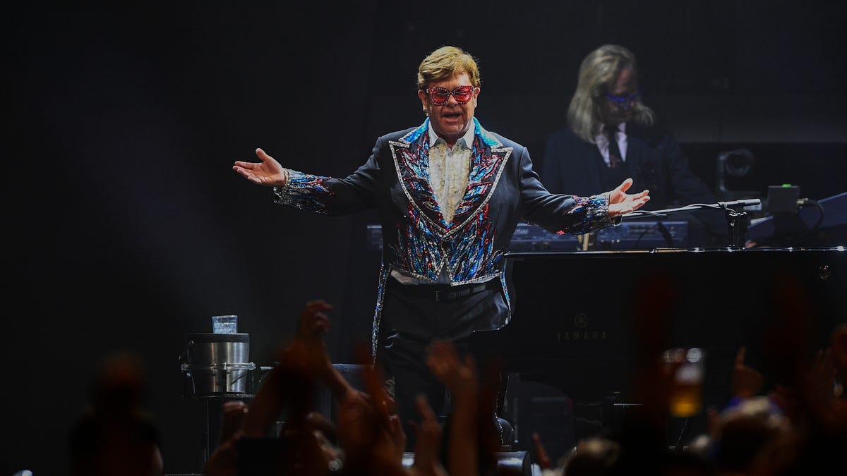 Featured image for Elton John's Emotional Farewell: The End of an Era