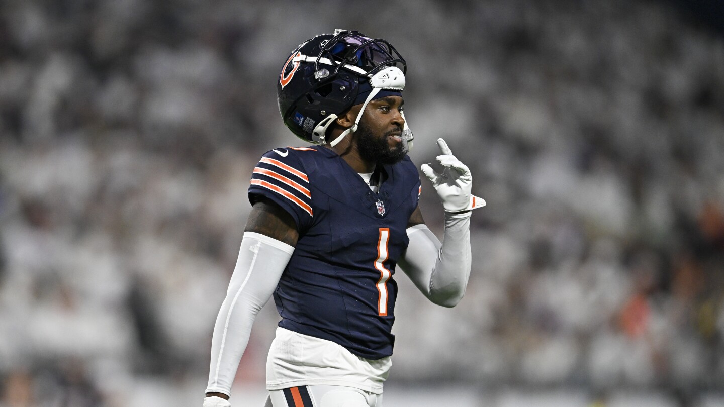 Featured image for Bears' Jaylon Johnson Out Indefinitely with Groin Injury