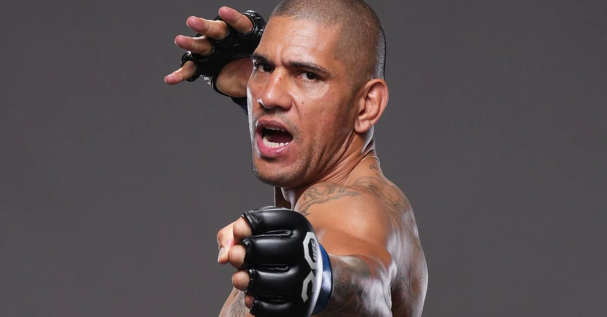 Alex Pereira Slams Anthony Smith as a 'Washed-Up, Bitter Soul'