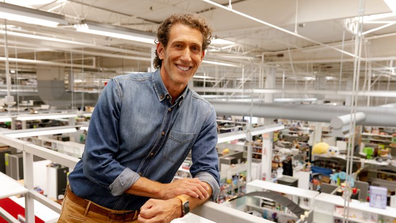 Featured image for "Gap Appoints Mattel President as New CEO"