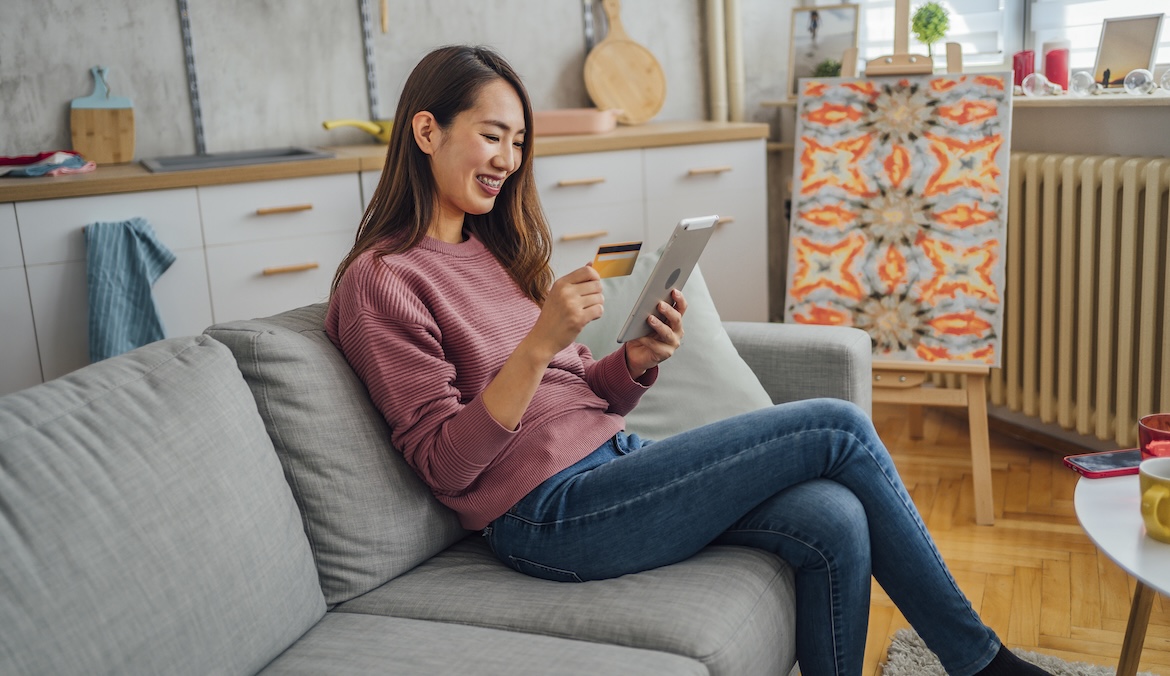 Featured image for "Physical Therapist's Plea: Break These 5 Bad Habits for Your Aching Shoulders"