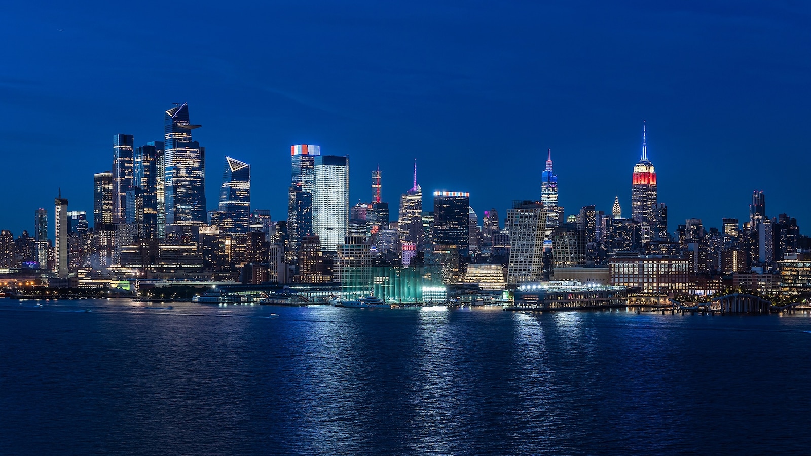 Daytime Meteor Causes Loud Boom and Shaking in NYC and NJ