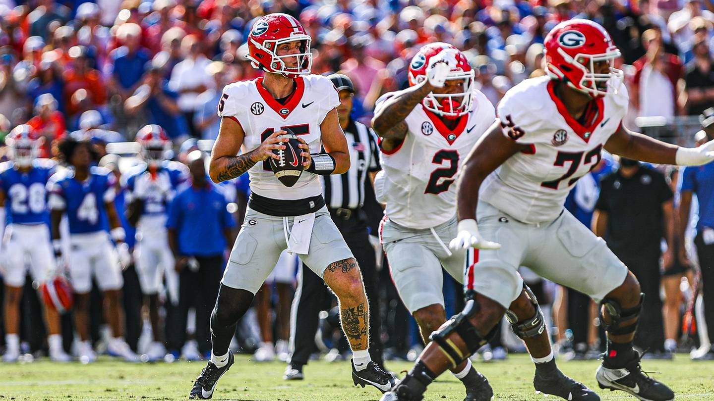 Georgia's Playoff Hopes Dashed, Set to Compete in Orange Bowl