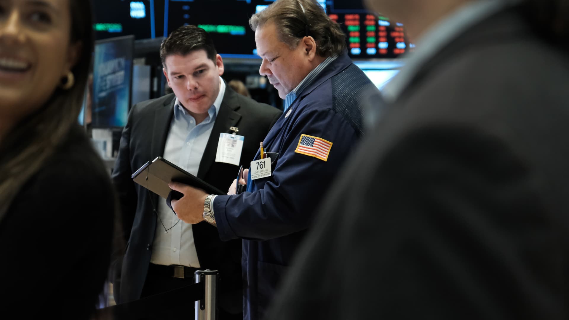 Investors Seek Safety in Treasury Bonds Amid Market Turmoil.