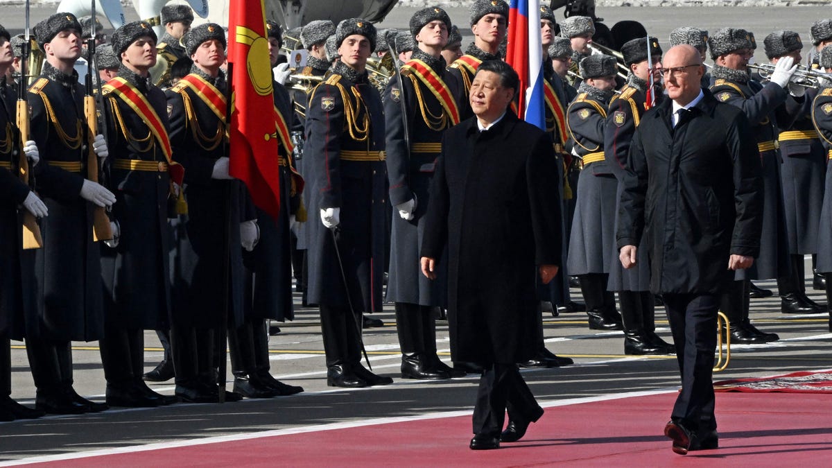Xi Jinping's Visit to Putin in Moscow Amid Tensions with the West