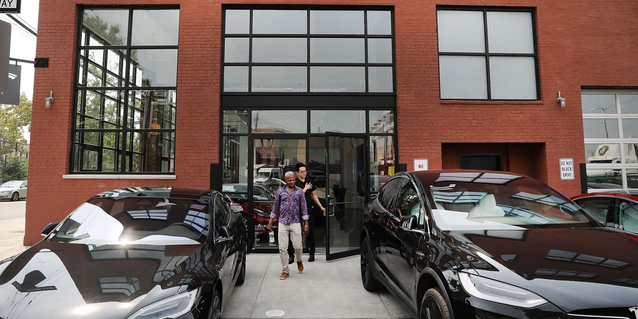 Maximizing Tax Credits: Timing Your Electric Vehicle and Solar Panel Purchases