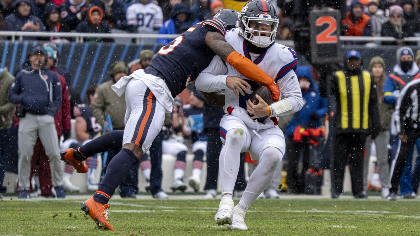 Featured image for Giants' Jaxson Dart Sidelined with Concussion