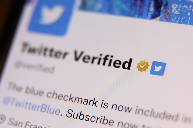 Twitter to Remove Blue Verification Badges Unless Users Pay for Premium Service