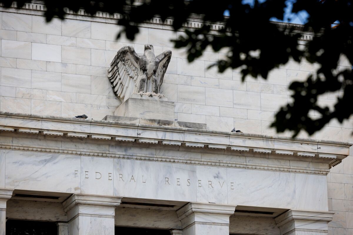Featured image for Fed to Halt Balance Sheet Reduction Amid Rising Market Stress