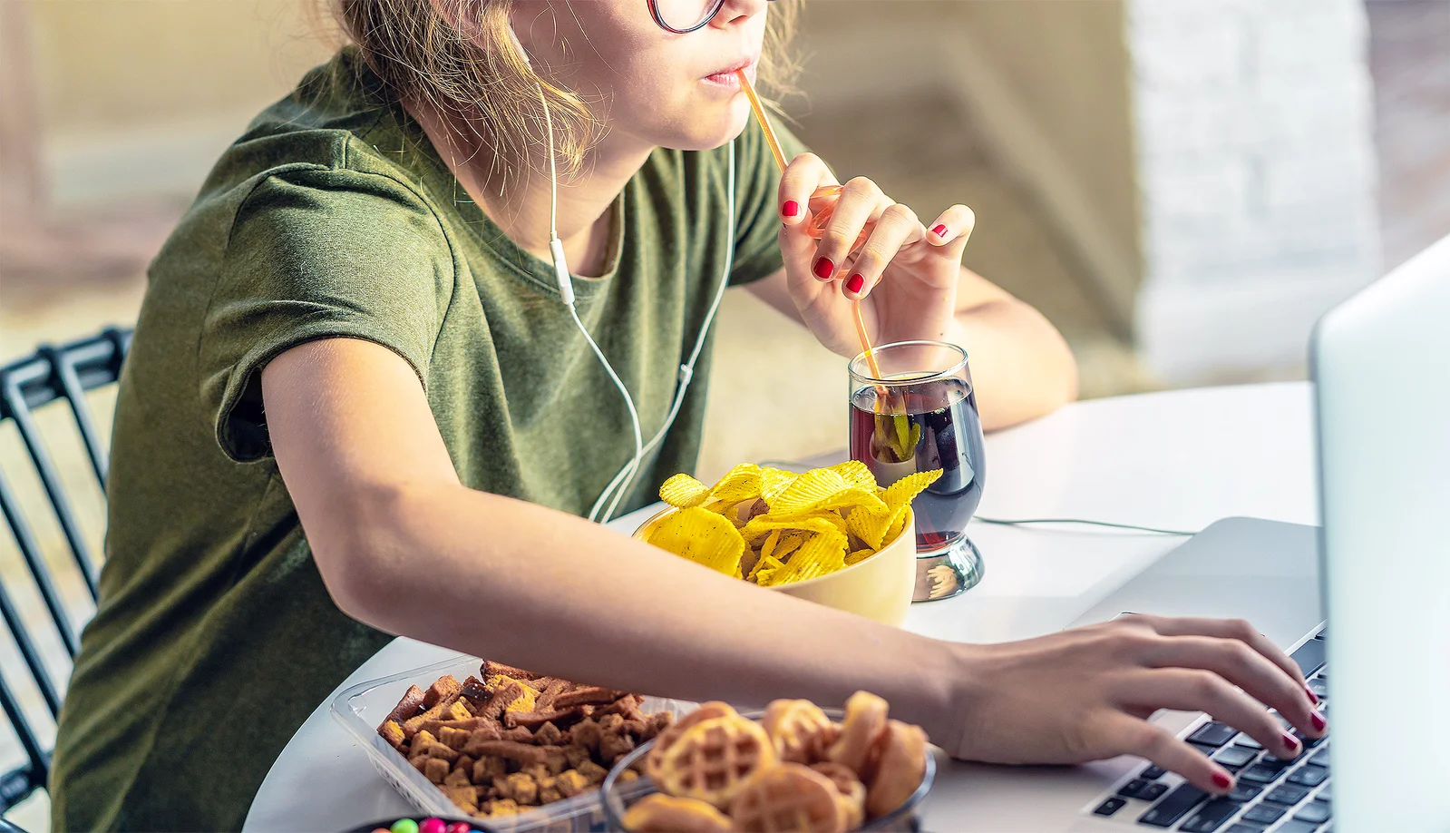 Common food preservatives show modest cancer risk signals in a large diet study