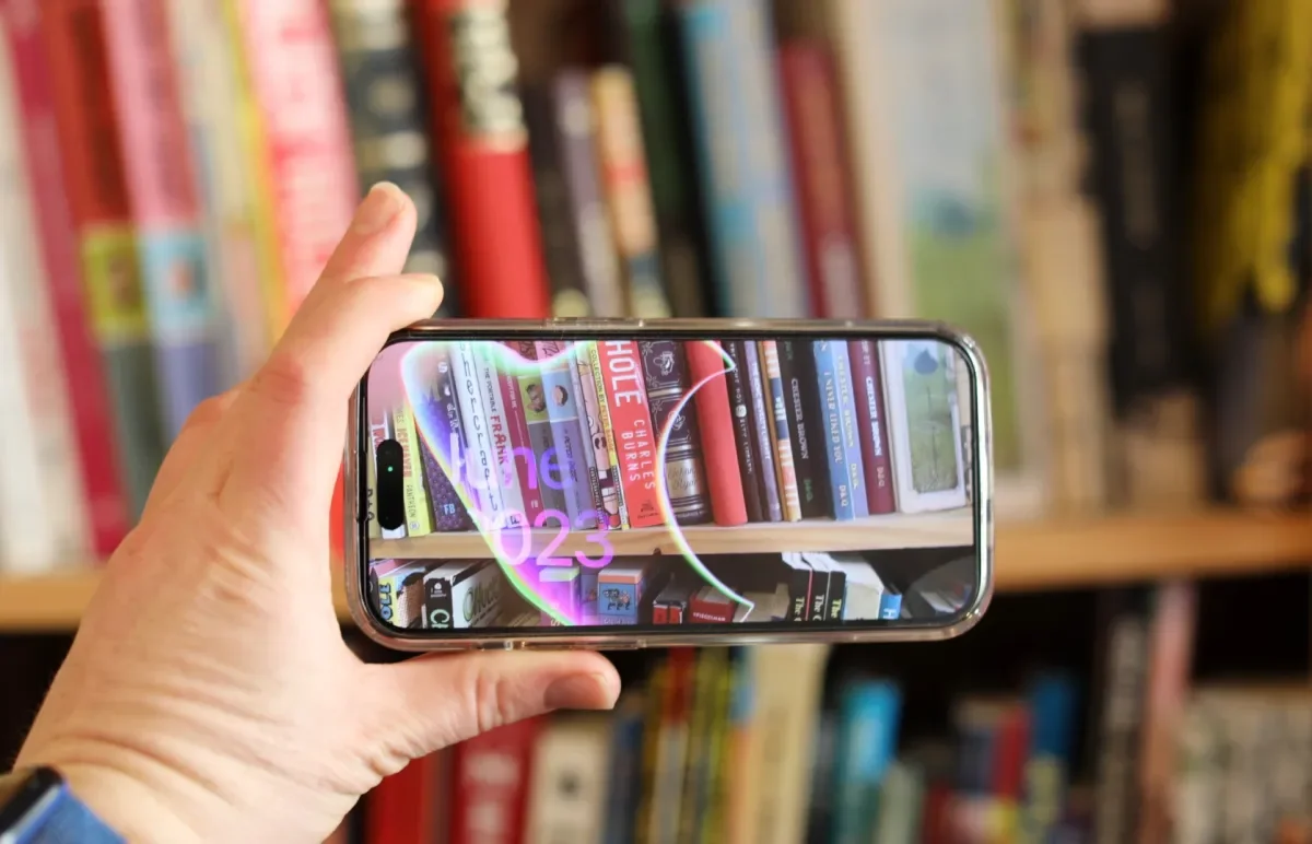 "Apple's WWDC 2023: Headsets, High-End Macs, and Surprises Await"