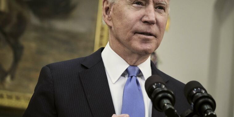 Featured image for "Exploring the $220 Billion Investment in US Cleantech Infrastructure: Unveiling the Promising Projects"