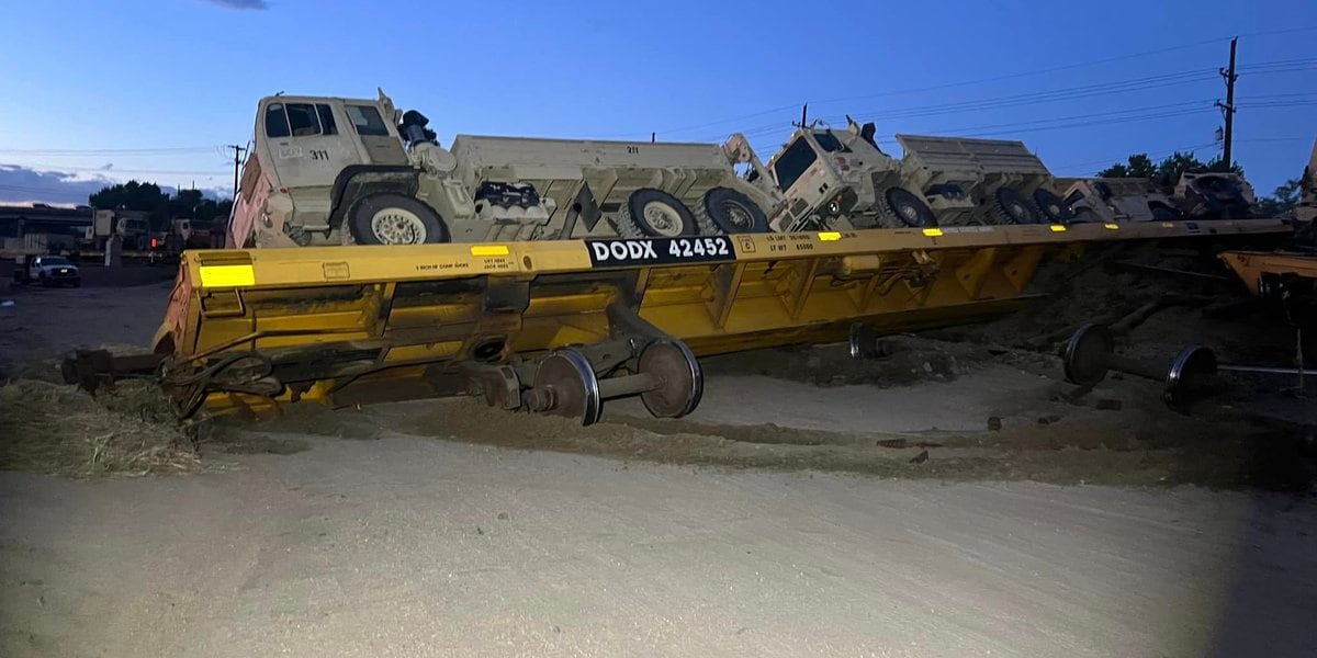 Massive Military Train Derailment Shocks Colorado Springs