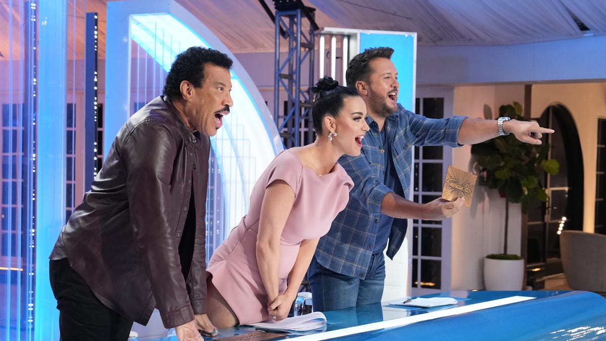 Featured image for "Insider Insights: Katy Perry's Departure and Potential Replacements on 'American Idol'"