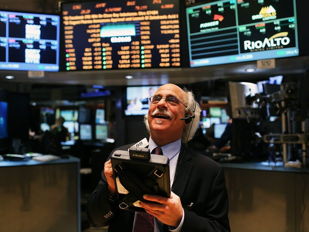 "Unprecedented Stock Market Signal Predicts Record Highs in 2024"