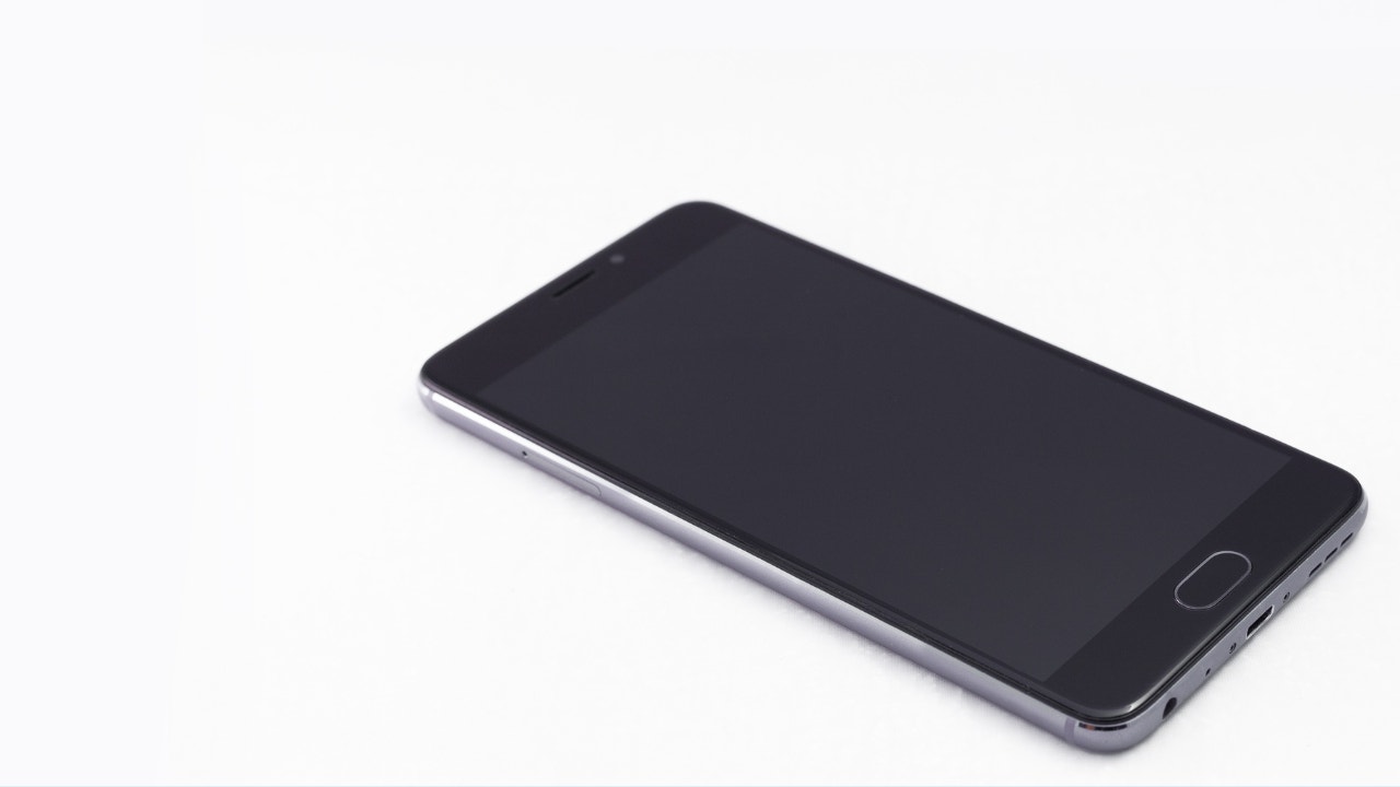 Featured image for "Maximizing the Lifespan of Your Old Android Devices"