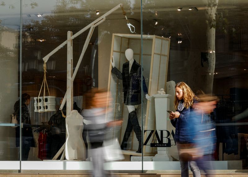 Featured image for Zara Faces Backlash and Removes Controversial Gaza Ad Campaign