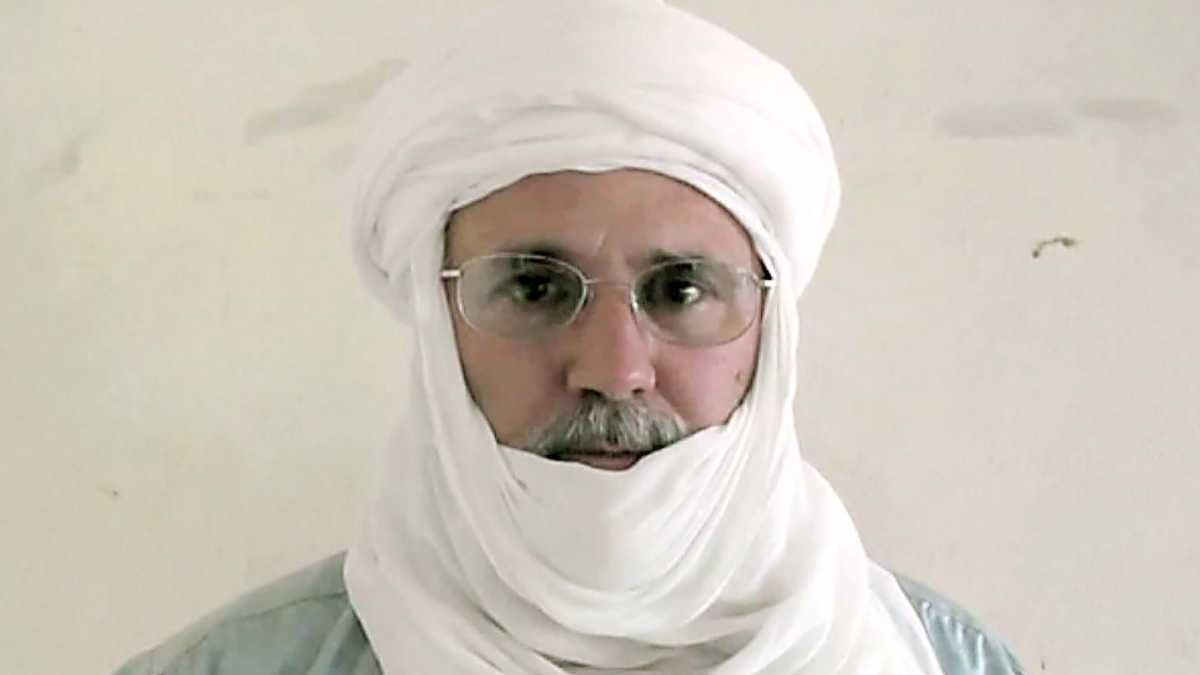 American aid worker released after 6 years in Niger captivity.