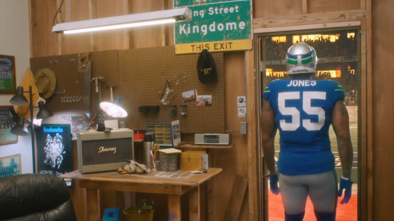 Seahawks Delight Fans with 90s Throwback Uniforms for 2023
